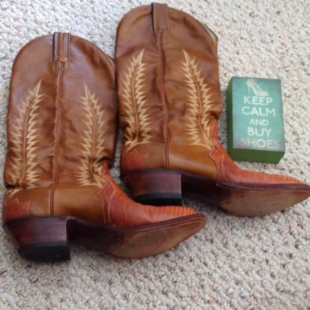 Vintage EUC handmade Texan tan leather/lizard cowboy boots size 7B